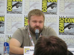 robert_kirkman_headshot_sdcc_2013-1337403105